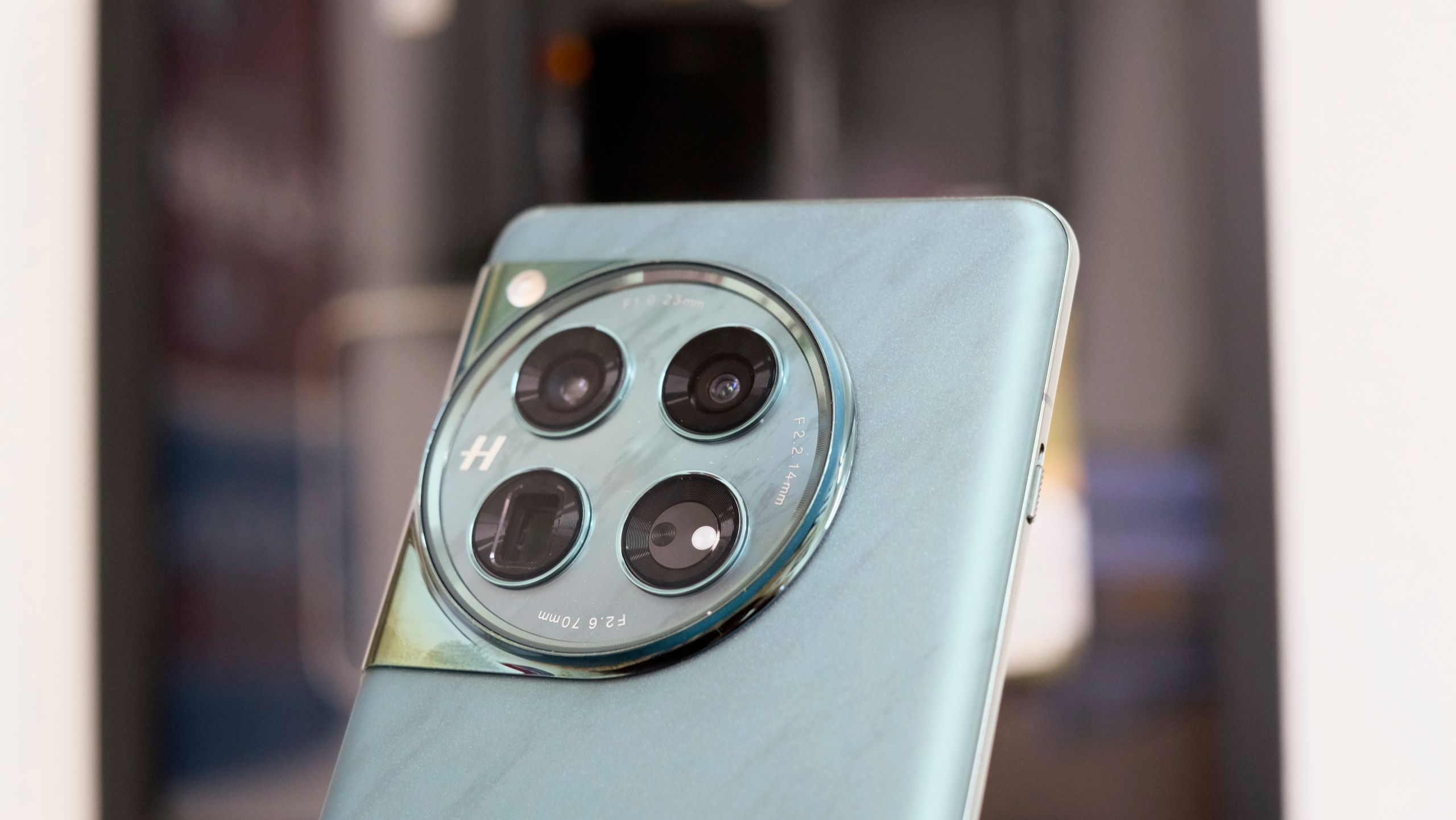 OnePlus 12 camera-2-1